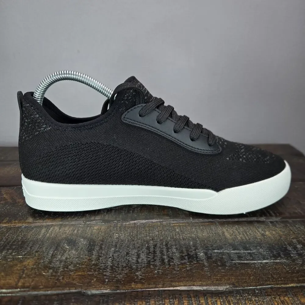 NEW Vessi Weekend 1.5 Sneaker Womens Size 6 Waterproof Shoes Asphalt Black White